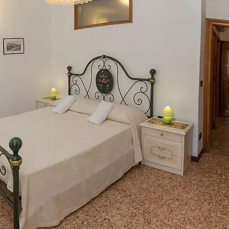 Casa San Giovanni E Paolo