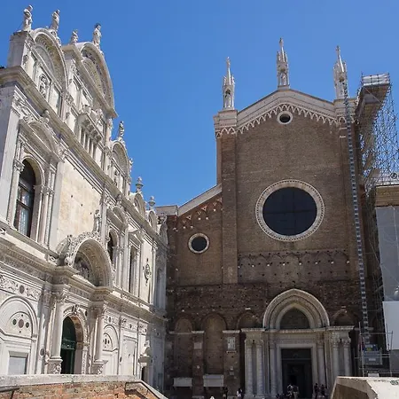 アパート Casa San Giovanni E Paolo ヴェネツィア